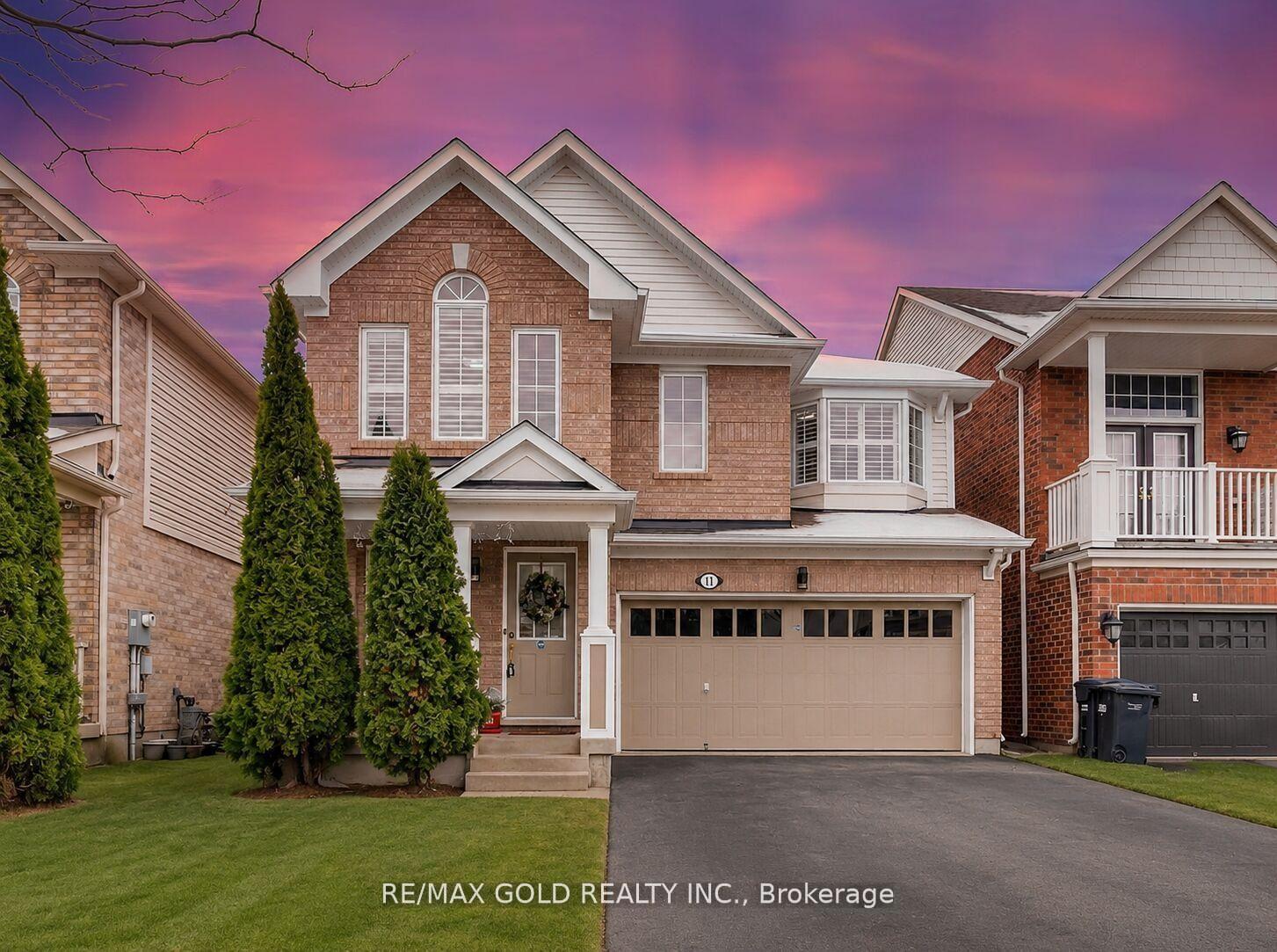 11 Ponymeadow Way, Brampton, ON L6X 0M2