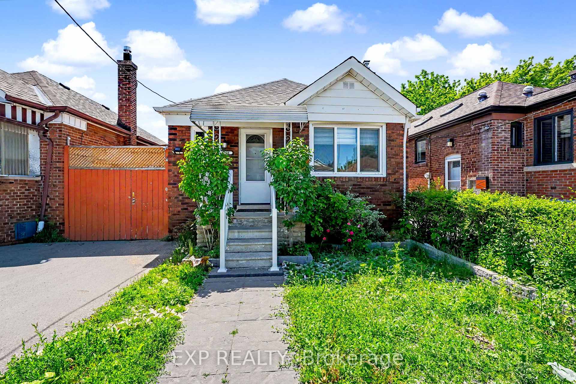 1788 Keele Street, Toronto W03, ON M6M 3X1