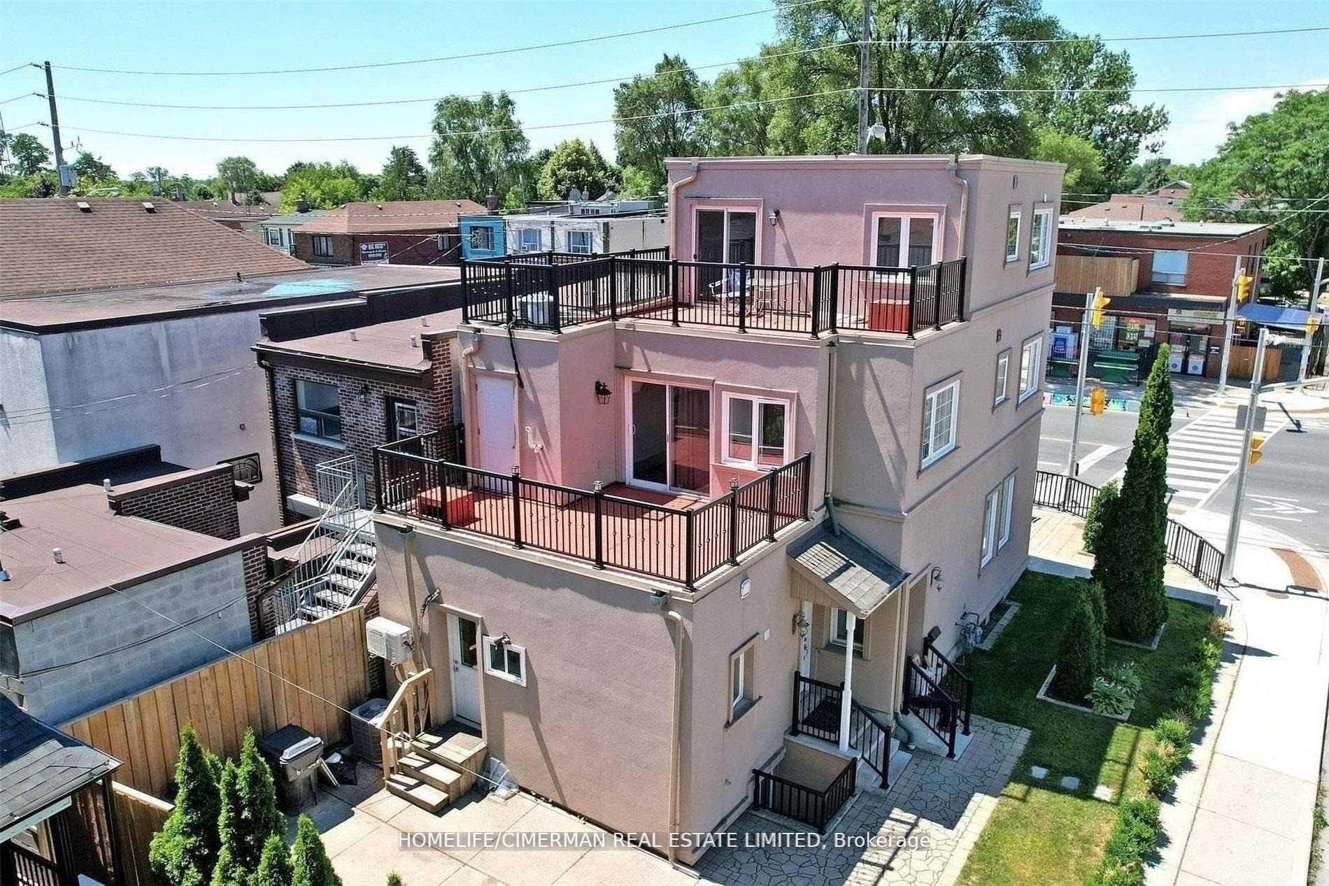 61 Scarlett Road, Toronto W03, ON M6N 4J8