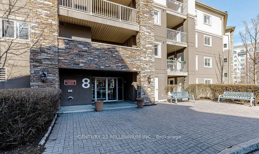 8 Dayspring Circle 1209, Brampton, ON L6P 2Z7