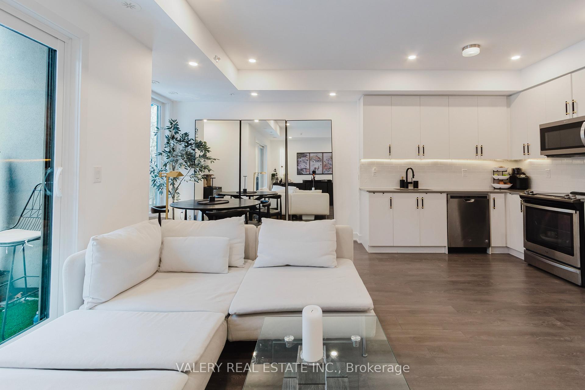 3492 Widdicombe Way 16, Mississauga, ON L5L 0B8