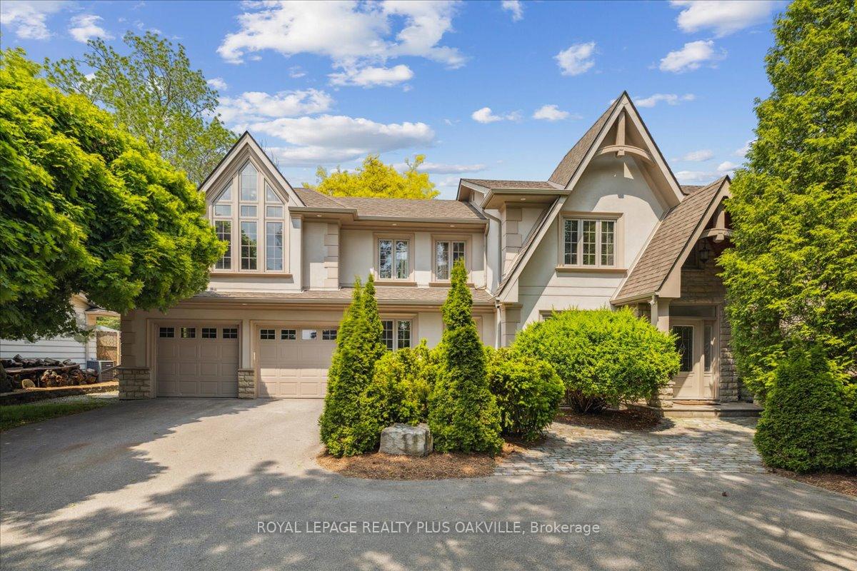 621 North Shore Boulevard E, Burlington, ON L7T 1X4
