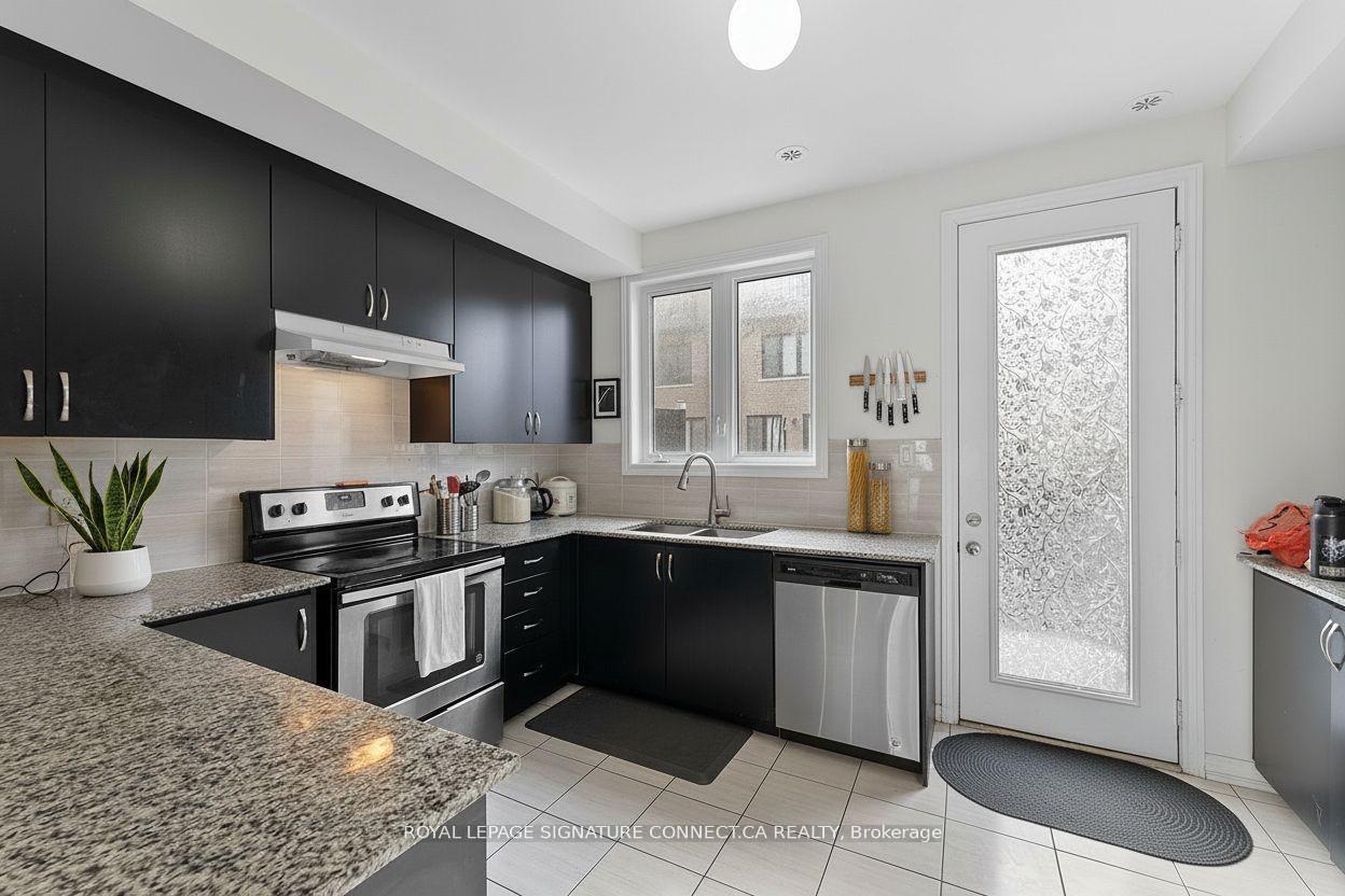 399 The Westway Way, Toronto W09, ON M9R 1H3 — Toronto W09, Ontario