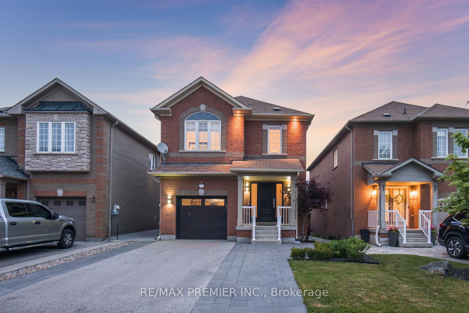 7 Christensen Avenue, Caledon, ON L7E 2Y6