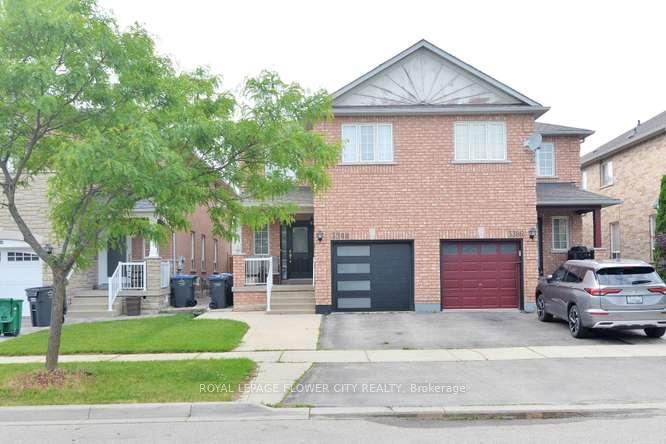 3388 Crimson King Circle, Mississauga, ON L5N 8N1