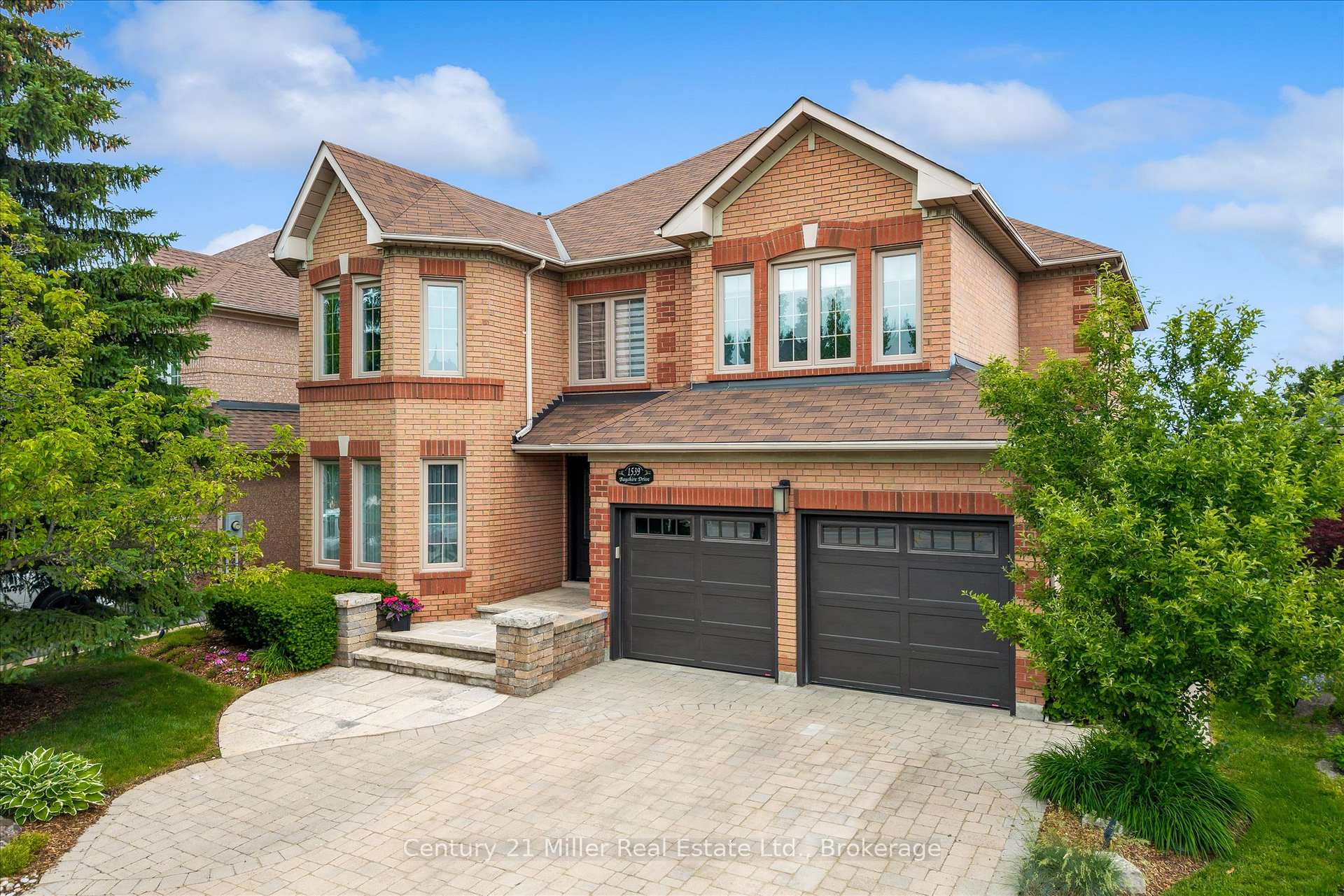 1539 Bayshire Drive, Oakville, ON L6H 6E5