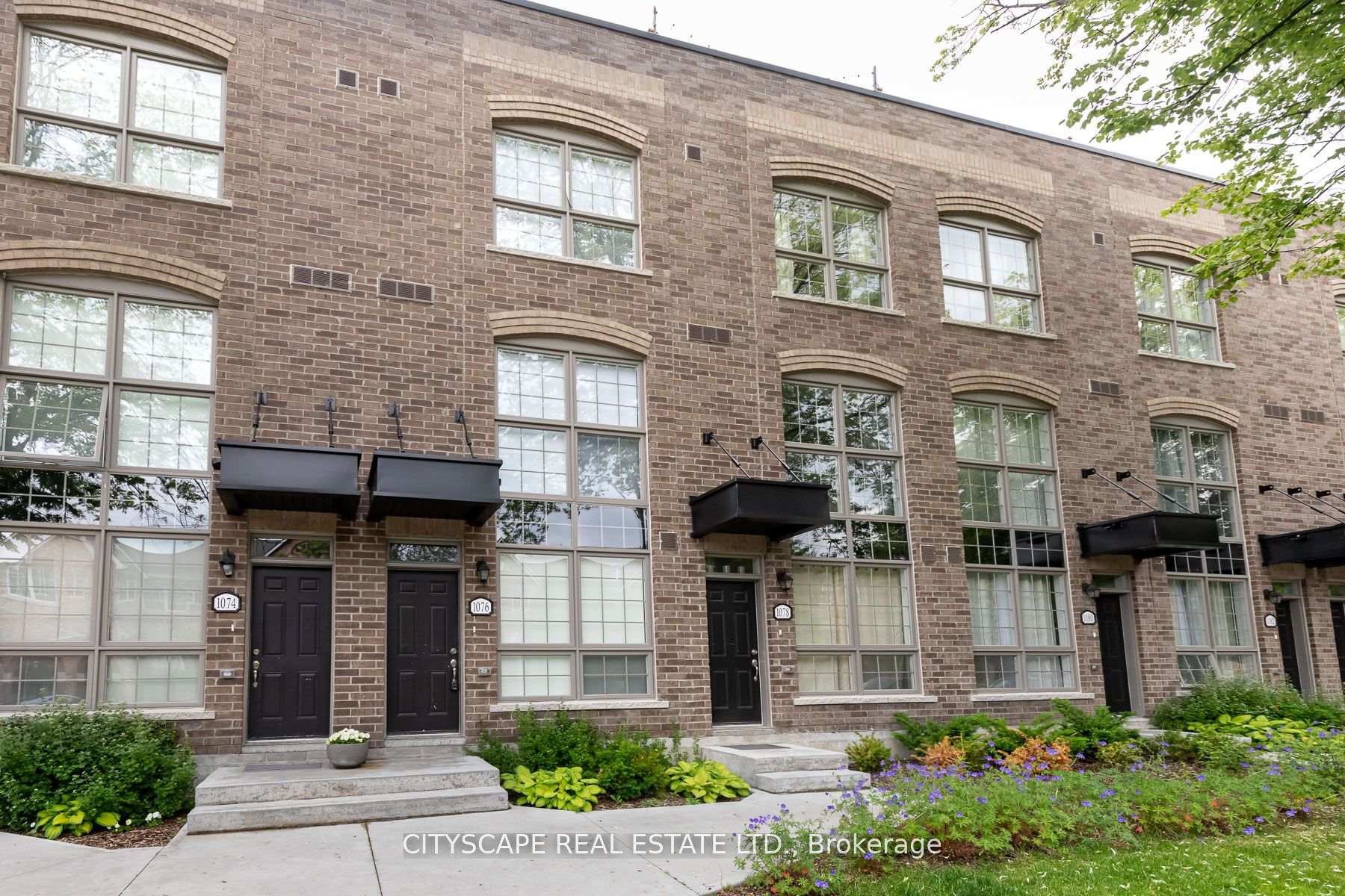 1084 Lansdowne Avenue, Toronto W02, ON M6H 0C5