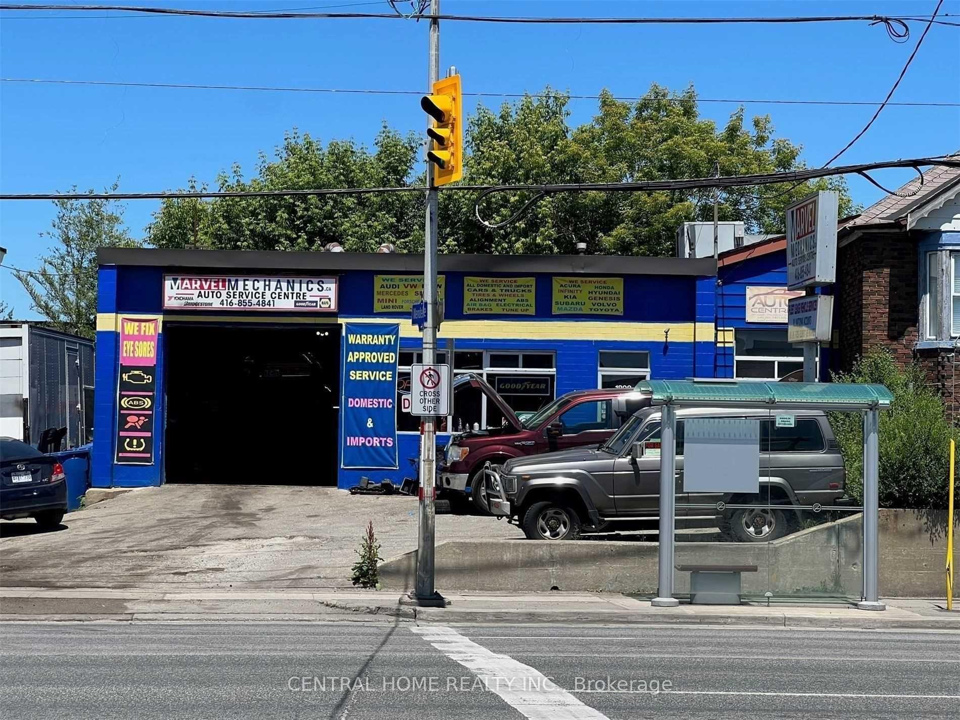 1898 wilson Avenue, Toronto W05, ON M9M 1A8