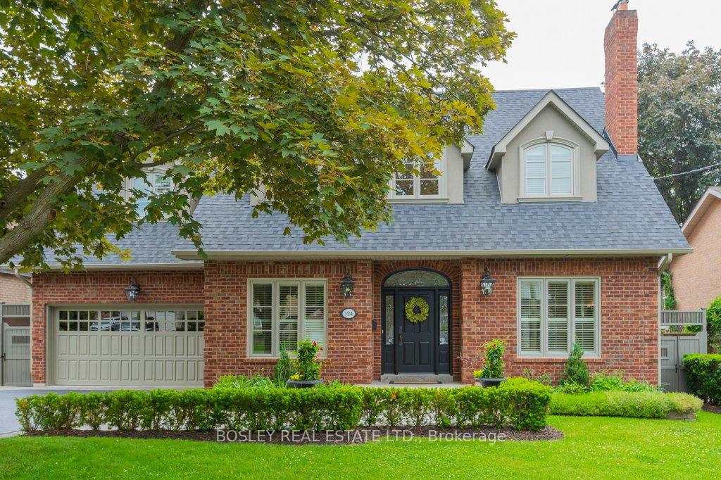 124 Perry Crescent, Toronto W08, ON M9A 1K6