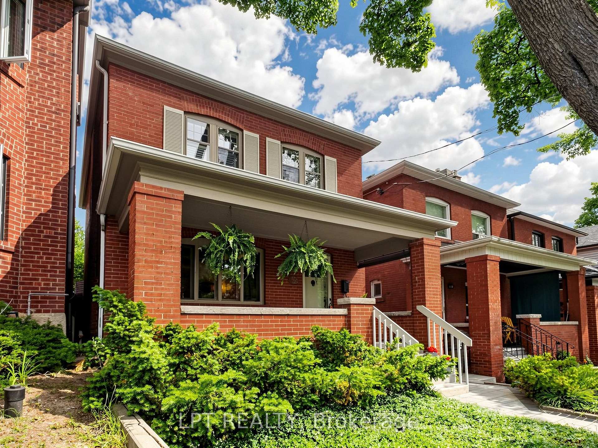 465 Durie Street, Toronto W02, ON M6S 3G6