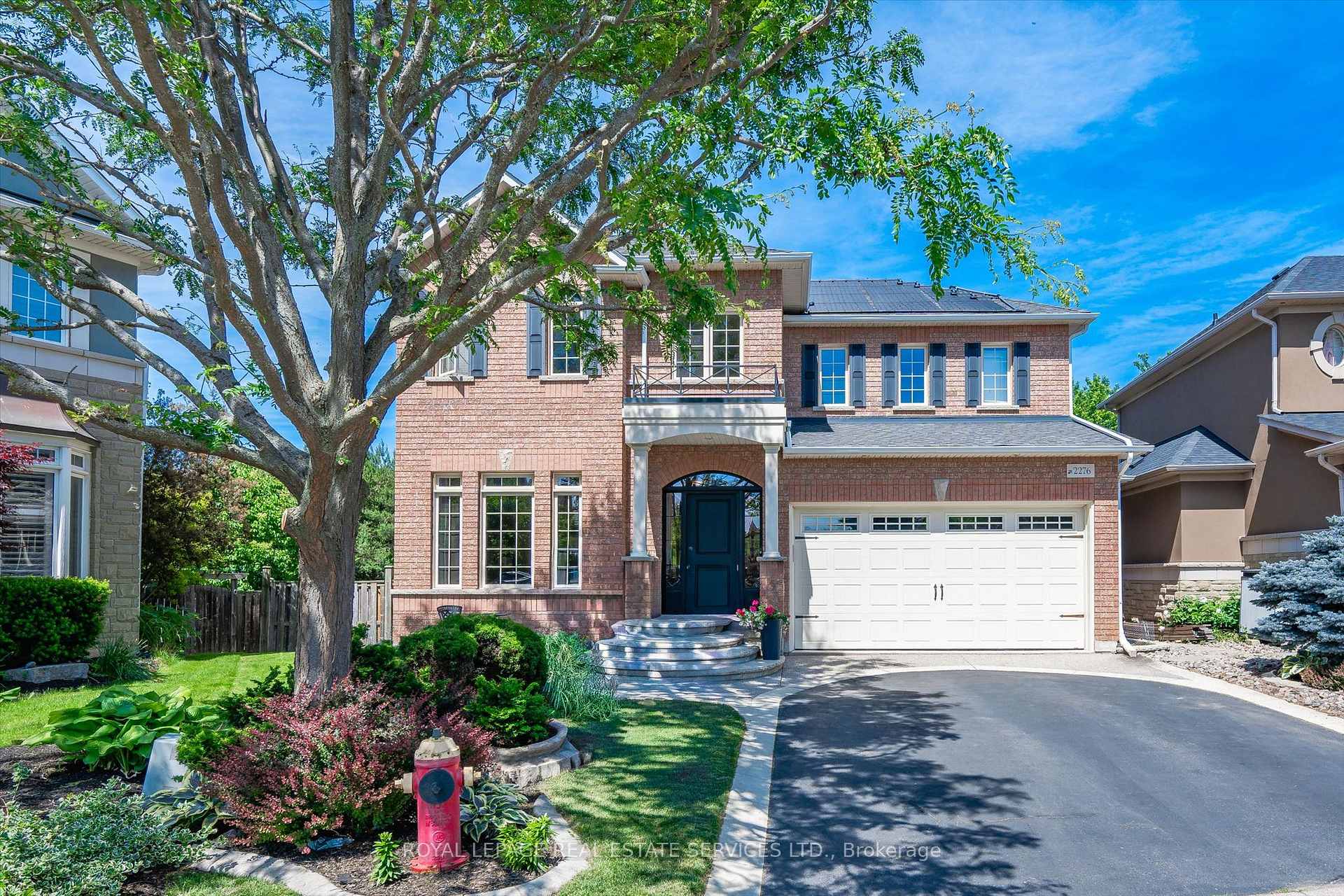 2276 Blackbird Court, Oakville, ON L6M 5E6