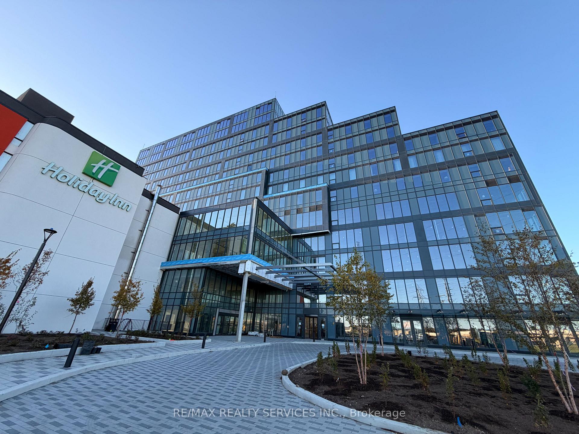 996 Martin Grove Road 321, Toronto W10, ON M9W 1J1 — Toronto W10, Ontario