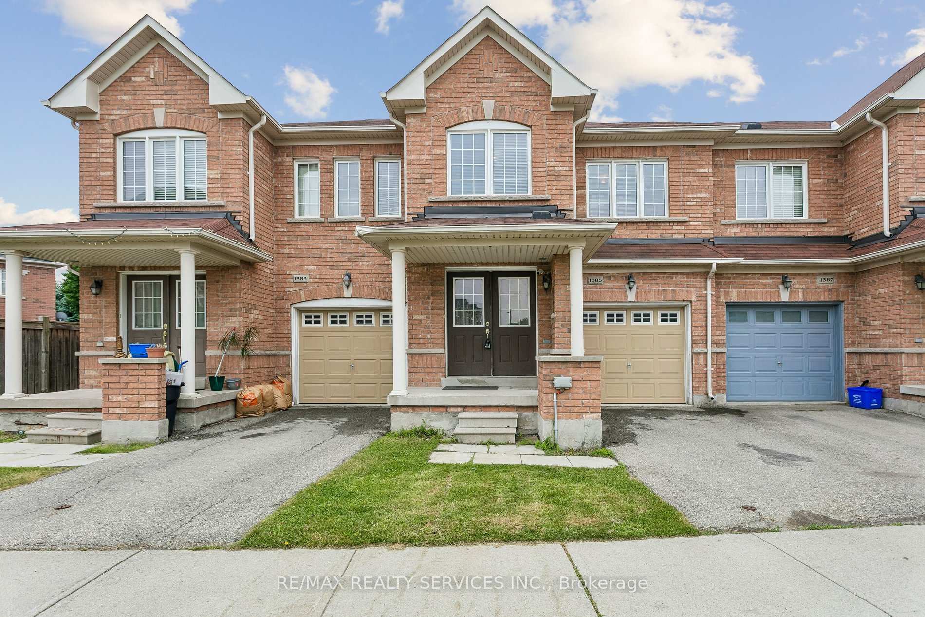 1385 Costigan Road, Milton, ON L9T 0Y7