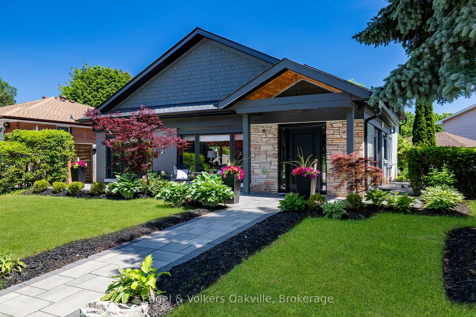 1188 Grange Road, Oakville, ON L6H 1P7