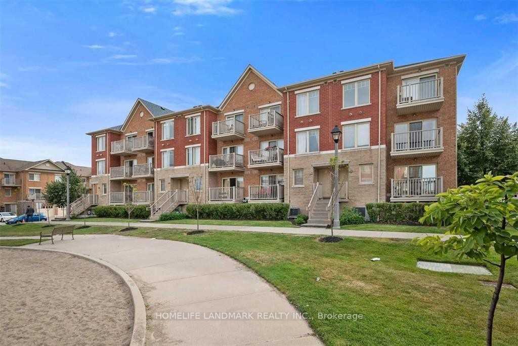 5050 Intrepid Drive 47, Mississauga, ON L5M 0E8