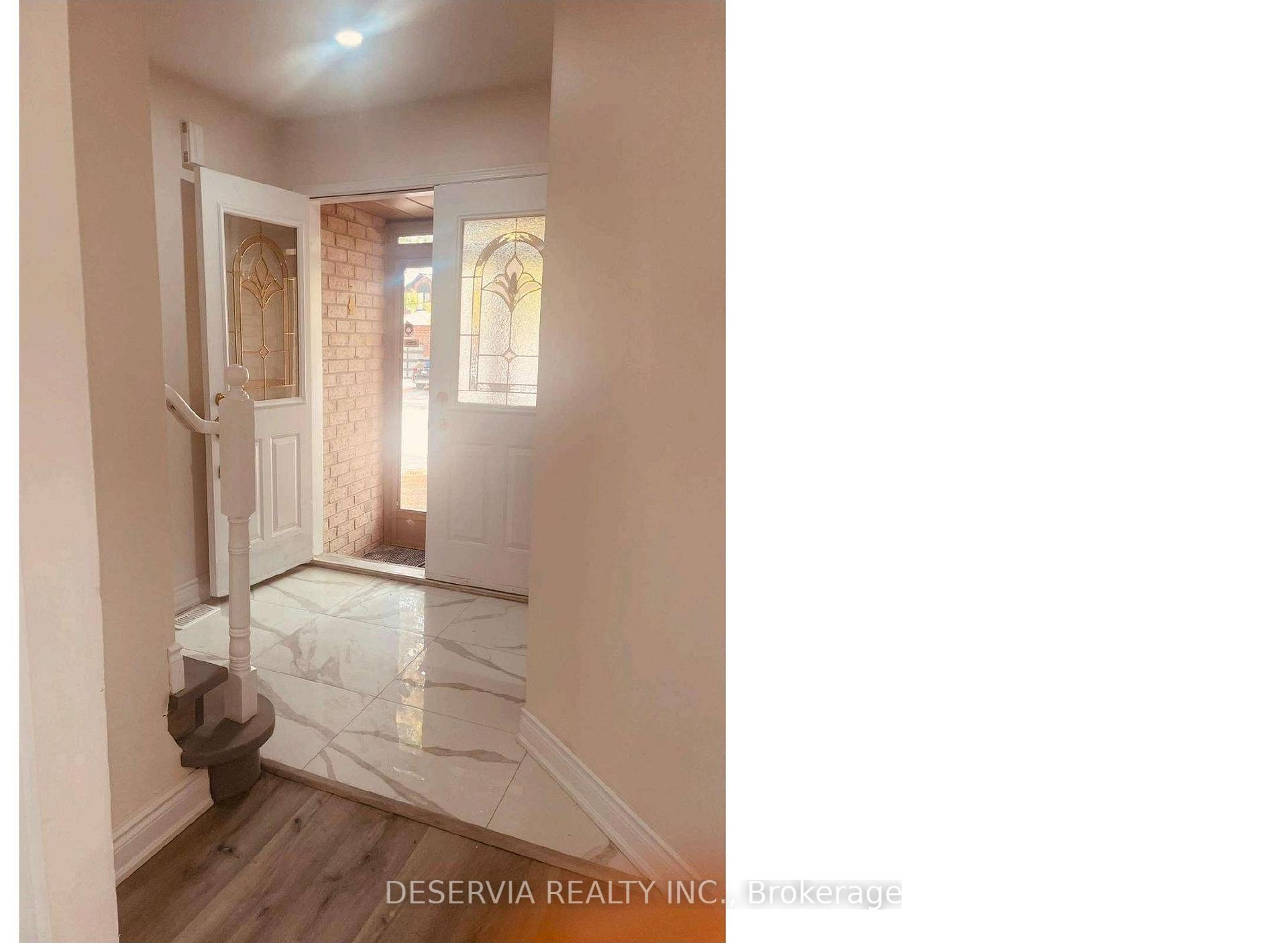 60 Cedarwood Crescent, Brampton, ON L6X 4J9