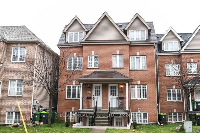 226 Wiltshire Avenue, Toronto W03, ON M6N 5G2
