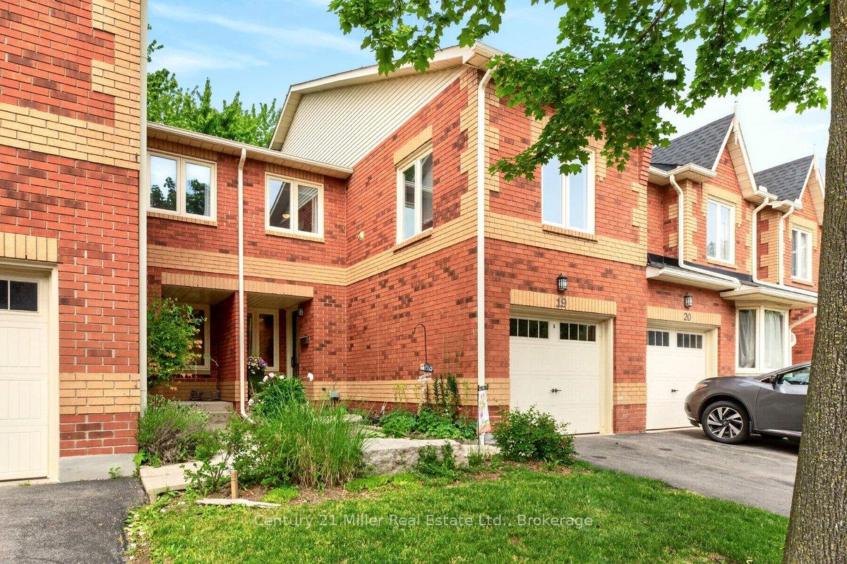 2006 Glenada Crescent 19, Oakville, ON L6H 5R9