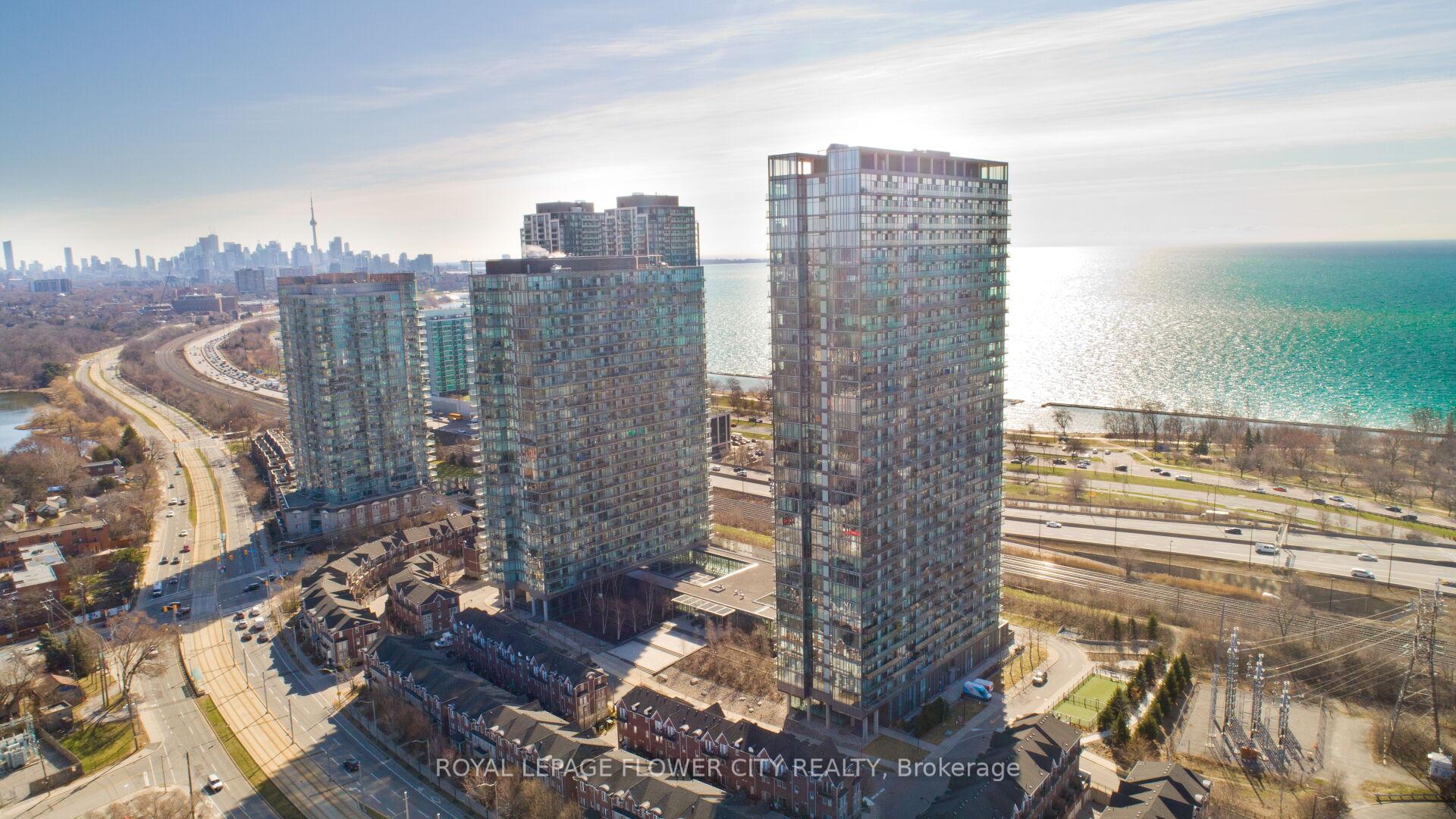 105 The Queensway Avenue 415, Toronto W01, ON M6S 5B5
