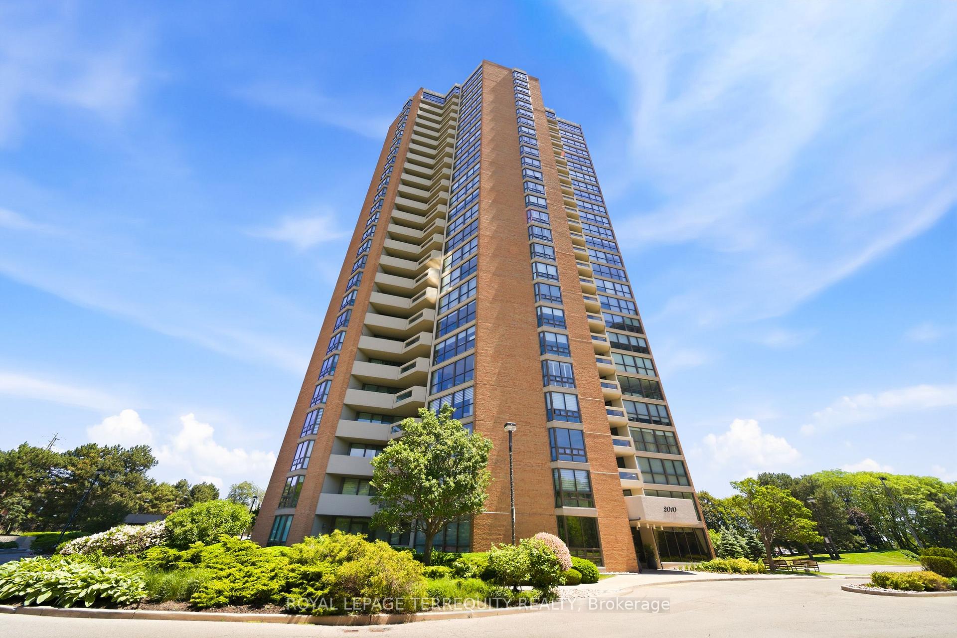2010 Islington Avenue 1003, Toronto W09, ON M9P 3S8 — Toronto W09, Ontario
