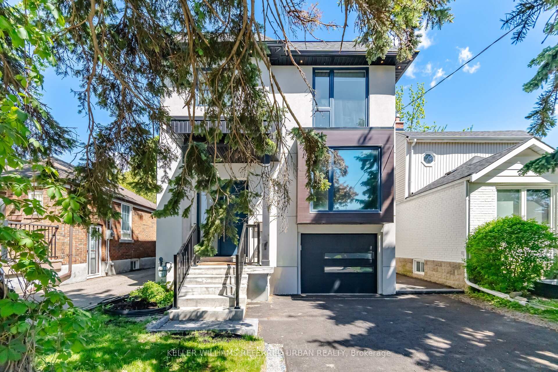 56 Elma Street, Toronto W06, ON M8V 1X8