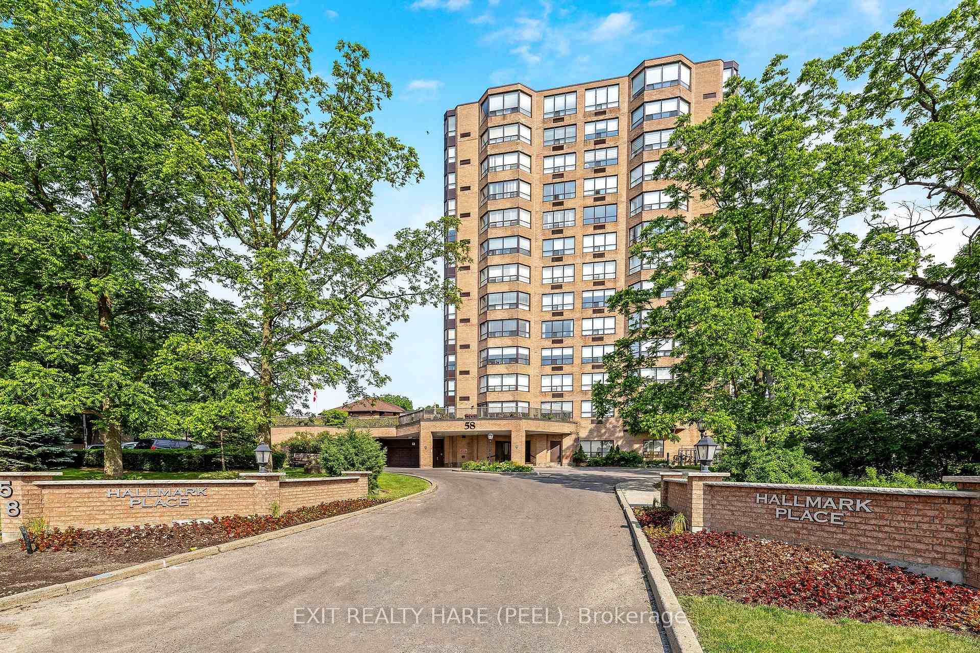 58 Church Street E 203, Brampton, ON L6V 4A8