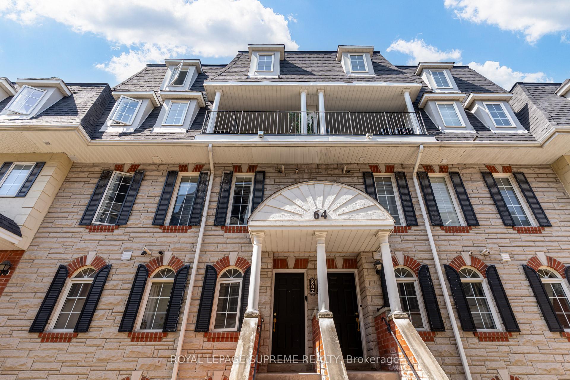 64 Sidney Belsey Crescent 307, Toronto W04, ON M6M 5J4