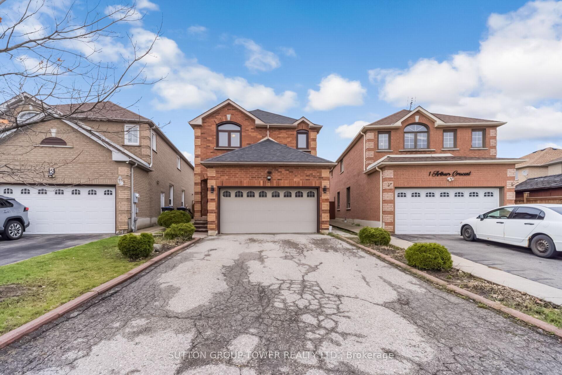 3 Arthurs Crescent, Brampton, ON L6Y 4Y5