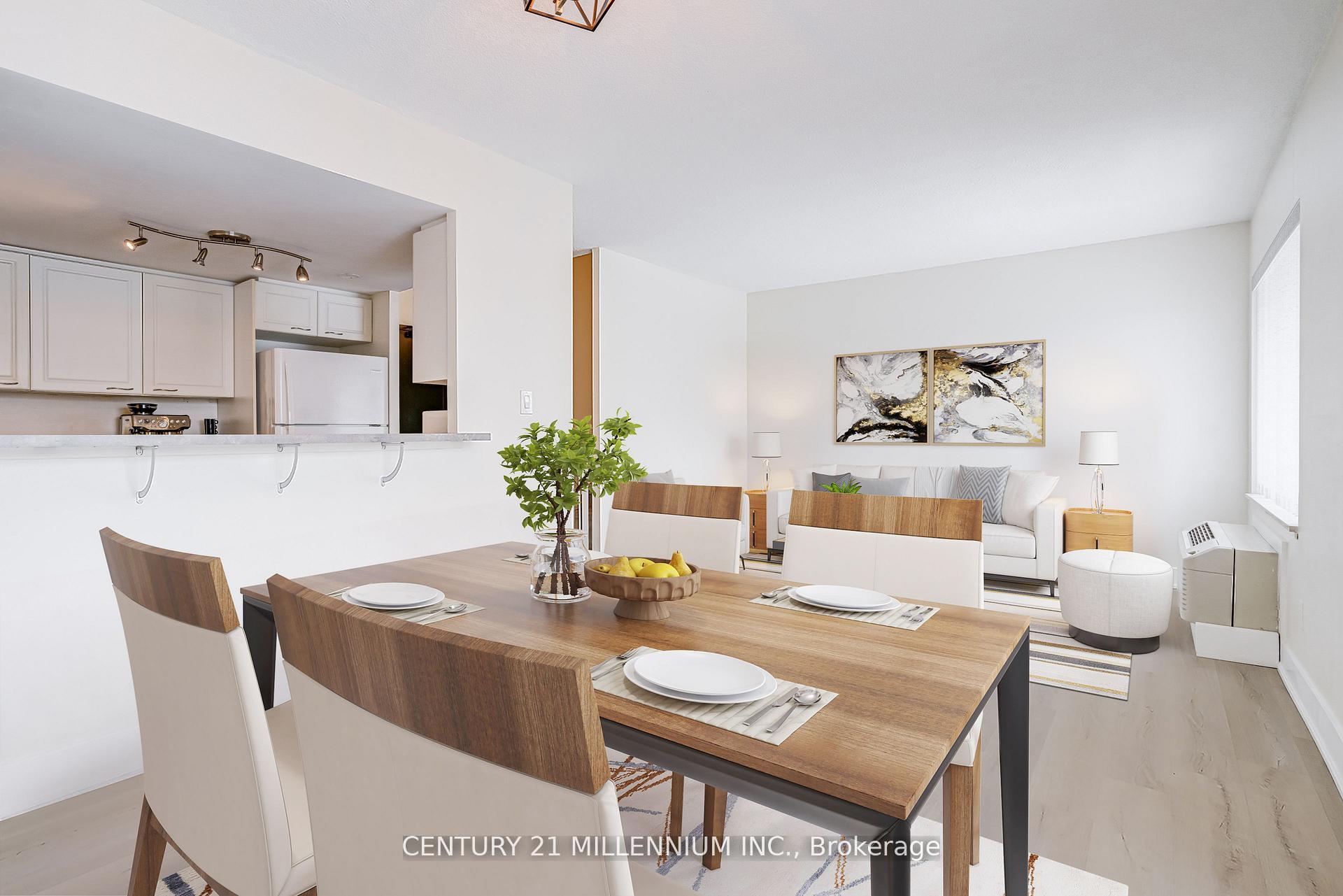 1000 Cedarglen Gate 617, Mississauga, ON L5C 3Z5