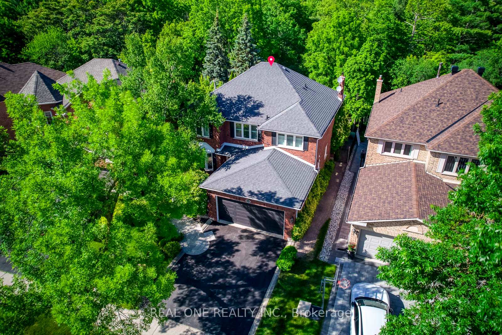 1311 Blackburn Drive, Oakville, ON L6M 2N5
