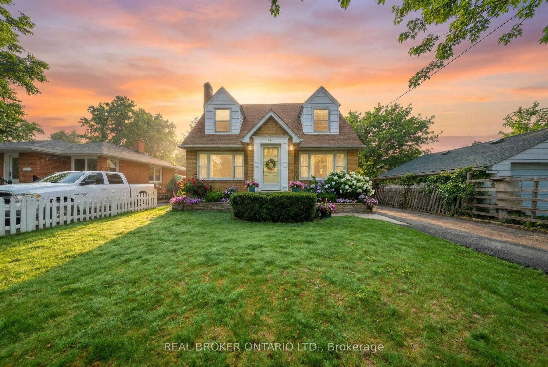 243 Sydney Street, Milton, ON L9T 1E2