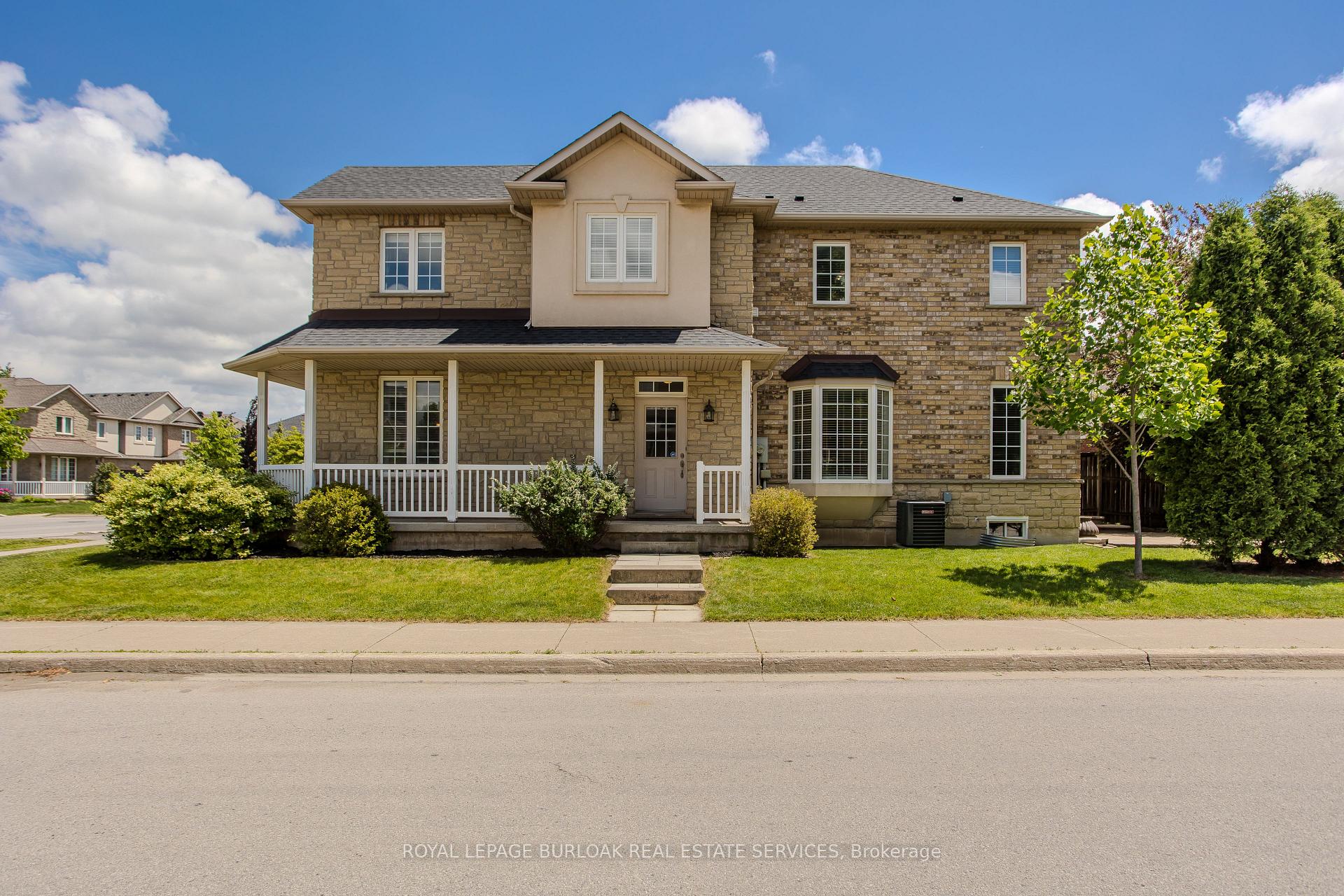 2454 Sutton Drive, Burlington, ON L7L 7A9