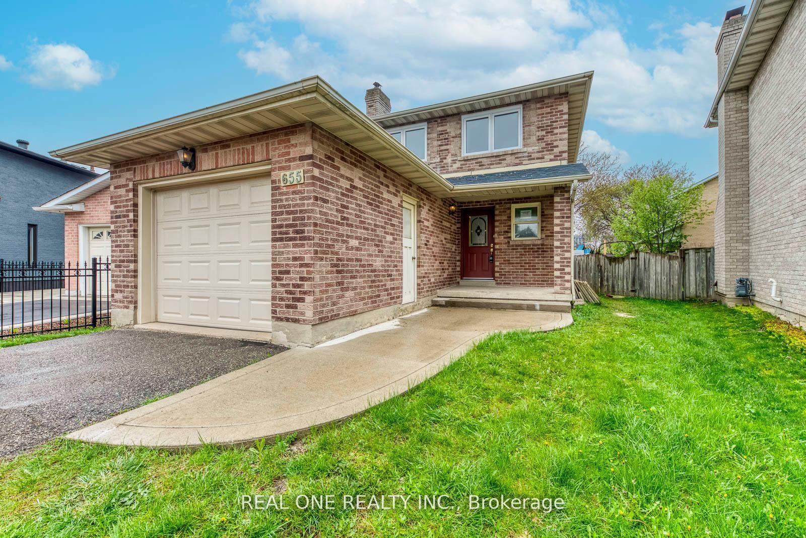 655 Paragon Place E Basement Apartment, Mississauga, ON L5B 2Z6