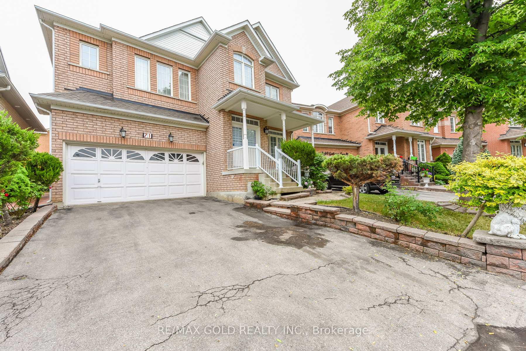 71 Gallview Lane, Brampton, ON L6P 1S2