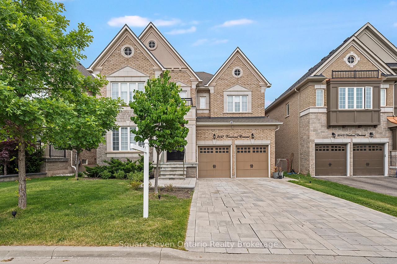 2147 Vineland Crescent, Oakville, ON L6H 0J6