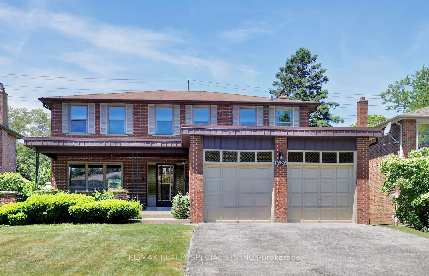 1626 Sherwood Forrest Circle, Mississauga, ON L5K 2G7