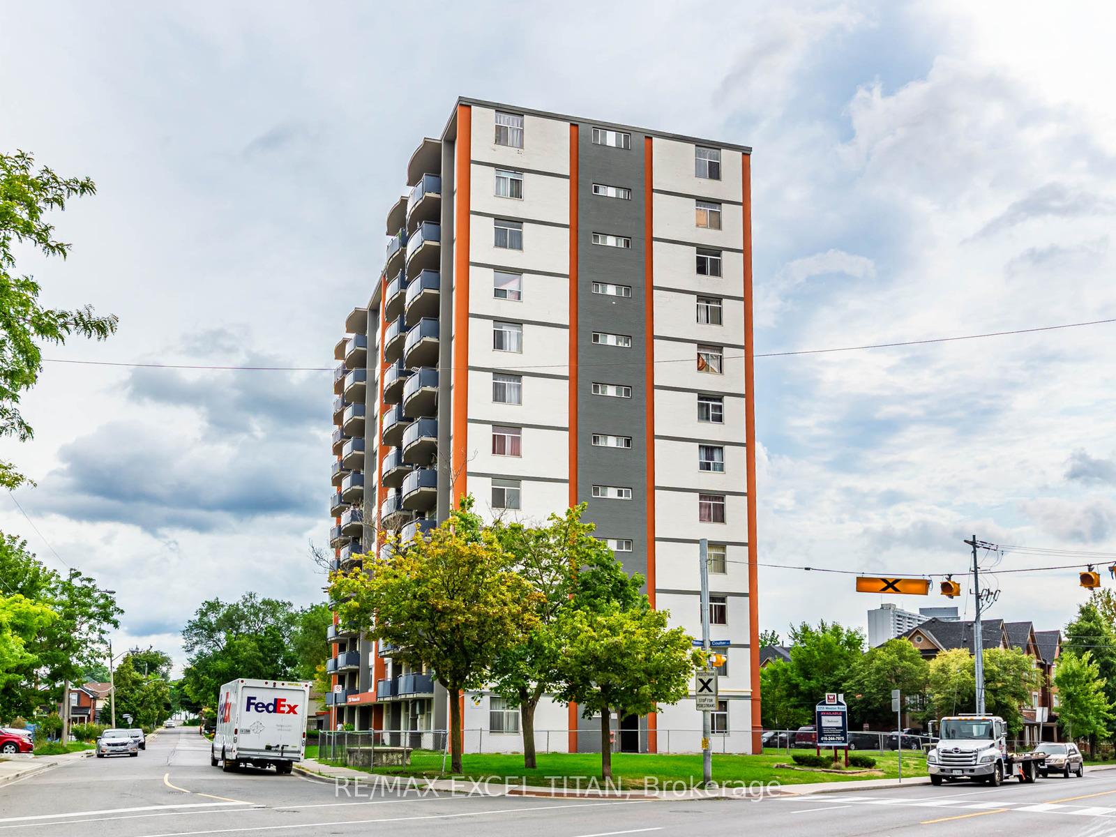 2255 Weston Road 308, Toronto W04, ON M9N 1Y5