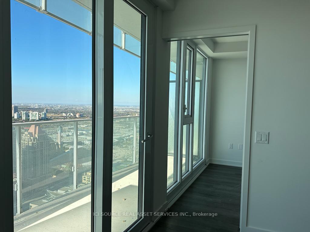 3883 Quartz Road 4712, Mississauga, ON L5B 4M6
