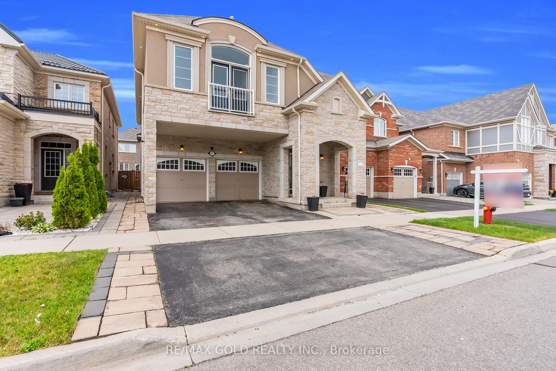 377 Etheridge Avenue, Milton, ON L9E 0A5