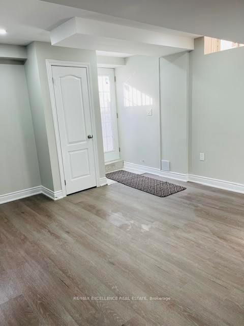 77 Folgate Crescent Basement Apartment, Brampton, ON L6R 4A7