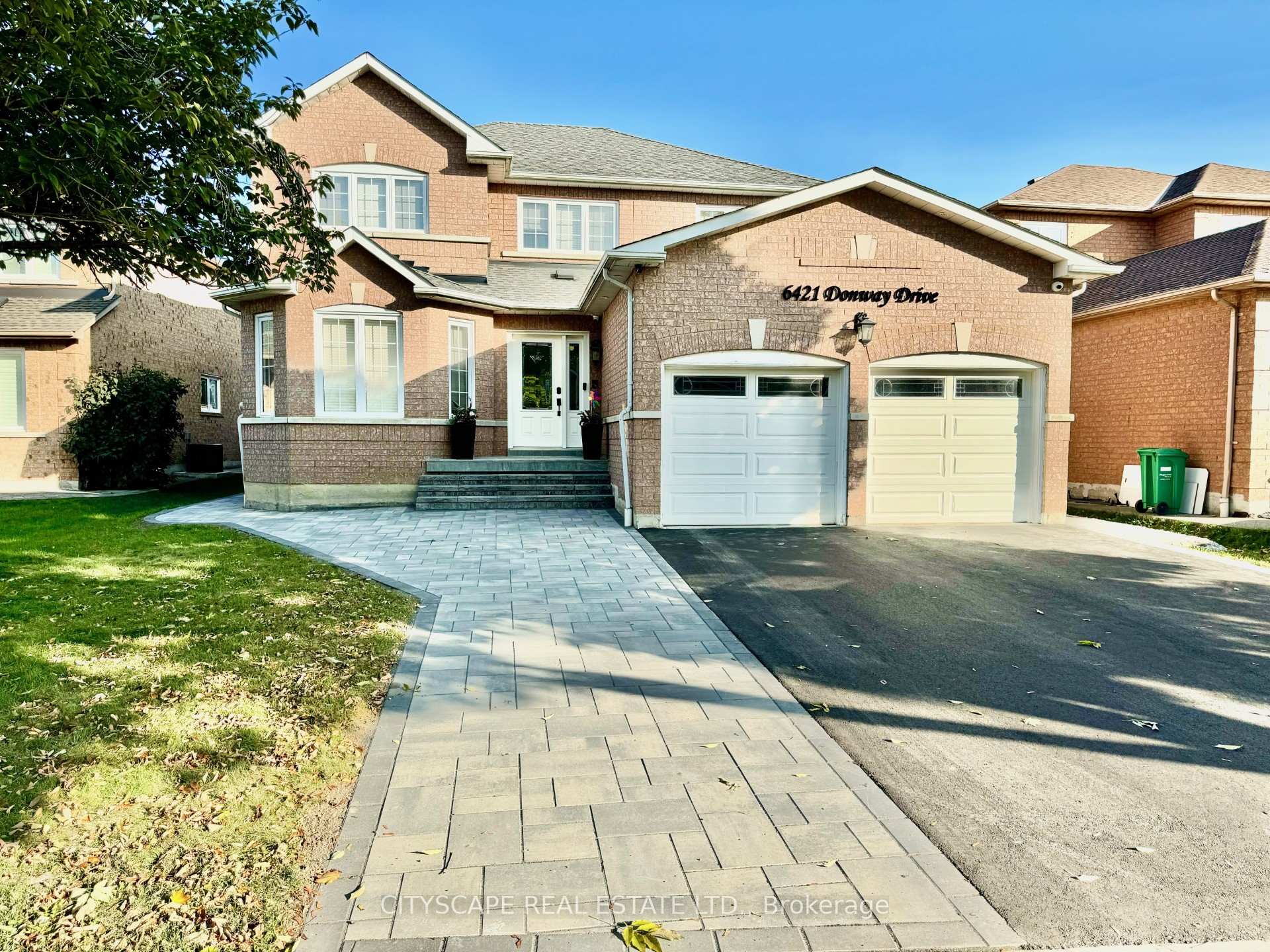 6421 Donway Drive 2B (Lower), Mississauga, ON L5V 1J4