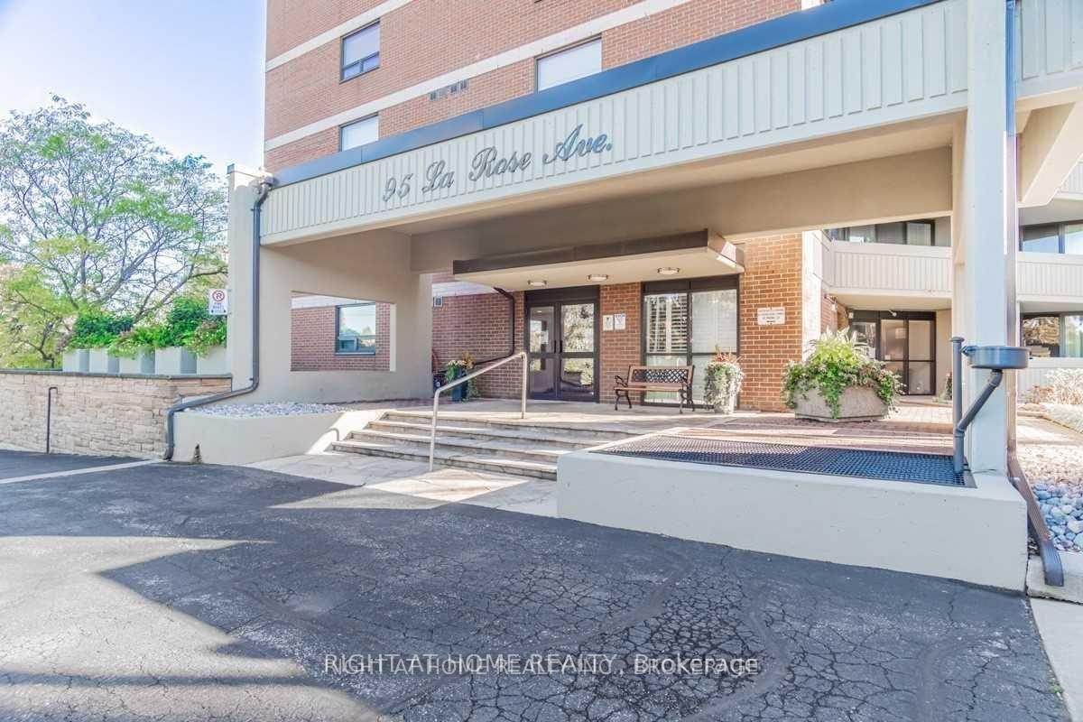 95 La Rose Avenue 505, Toronto W09, ON M9P 3T2