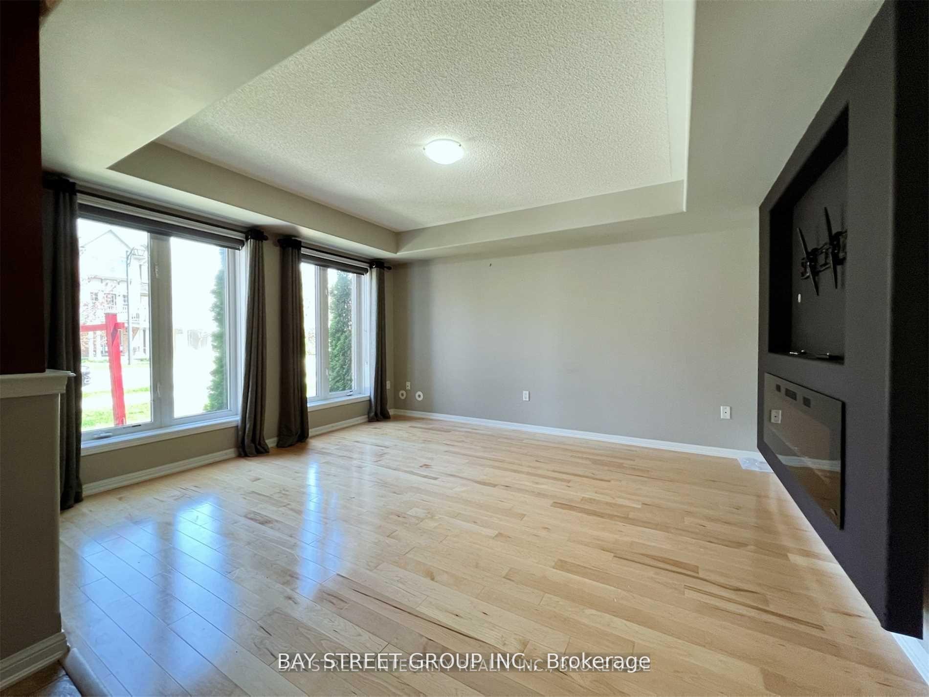 656 Holly Avenue, Milton, ON L9T 0G3