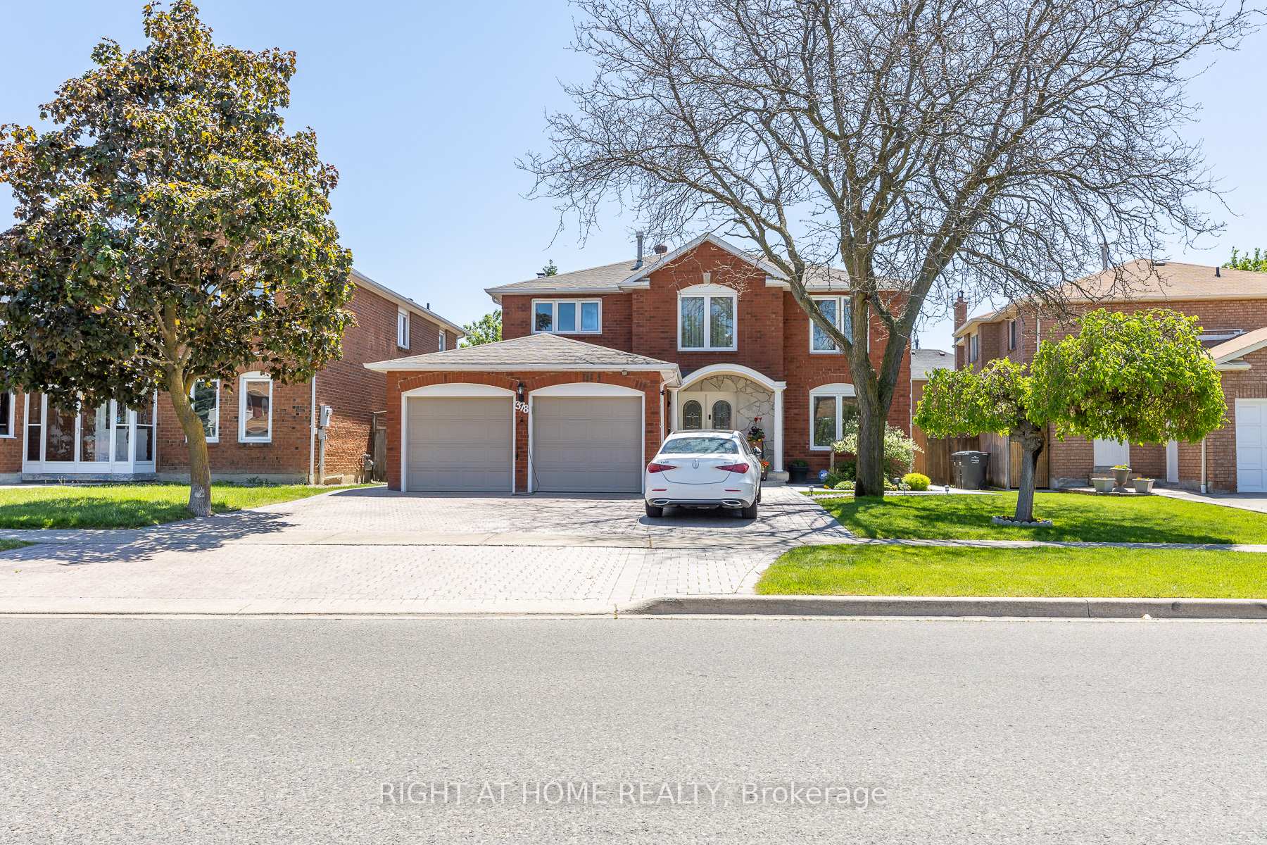378 Ceremonial Drive Basement-Unit only, Mississauga, ON L5R 2E3
