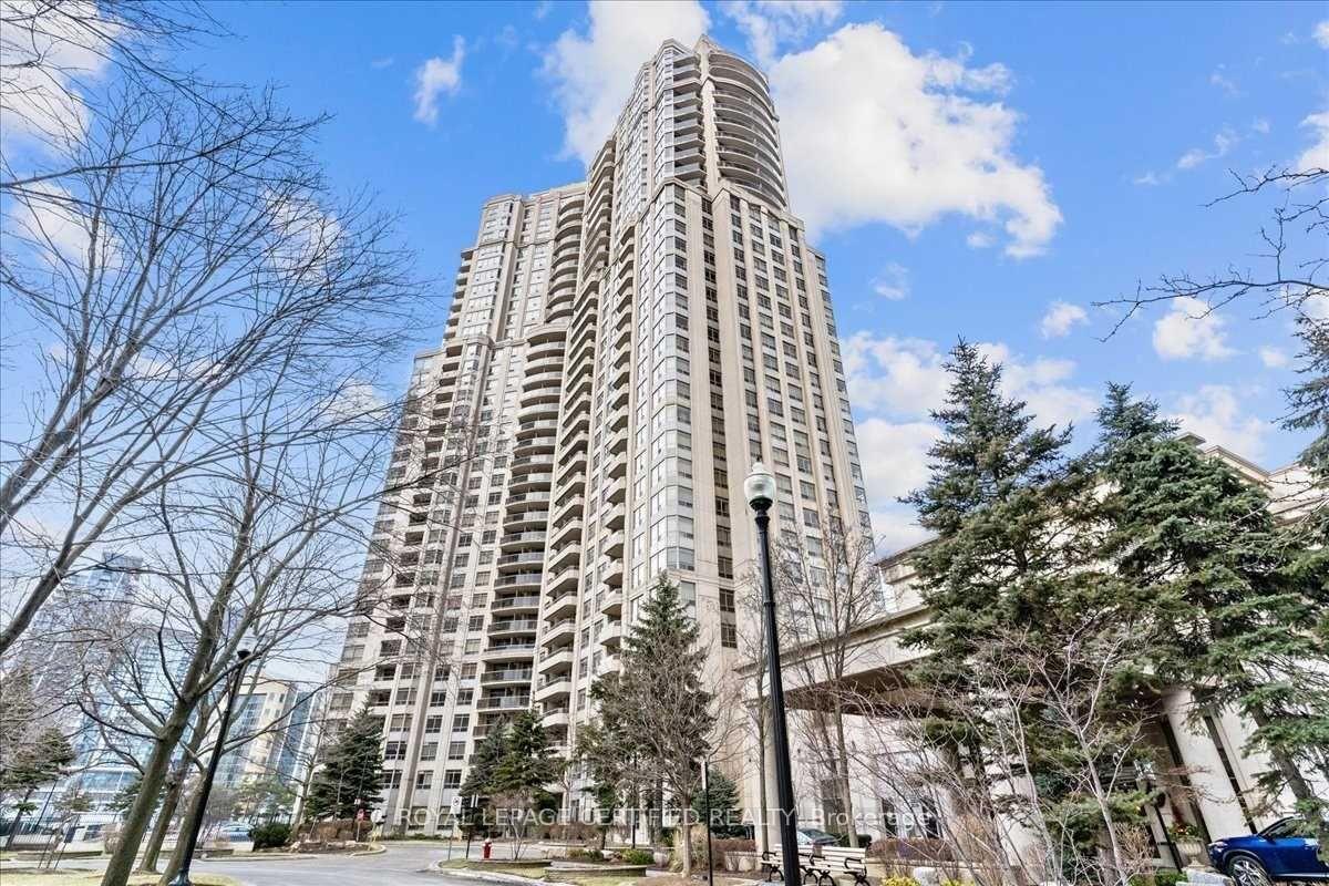 35 Kingsbridge Garden Circle 1208, Mississauga, ON L5R 3Z5