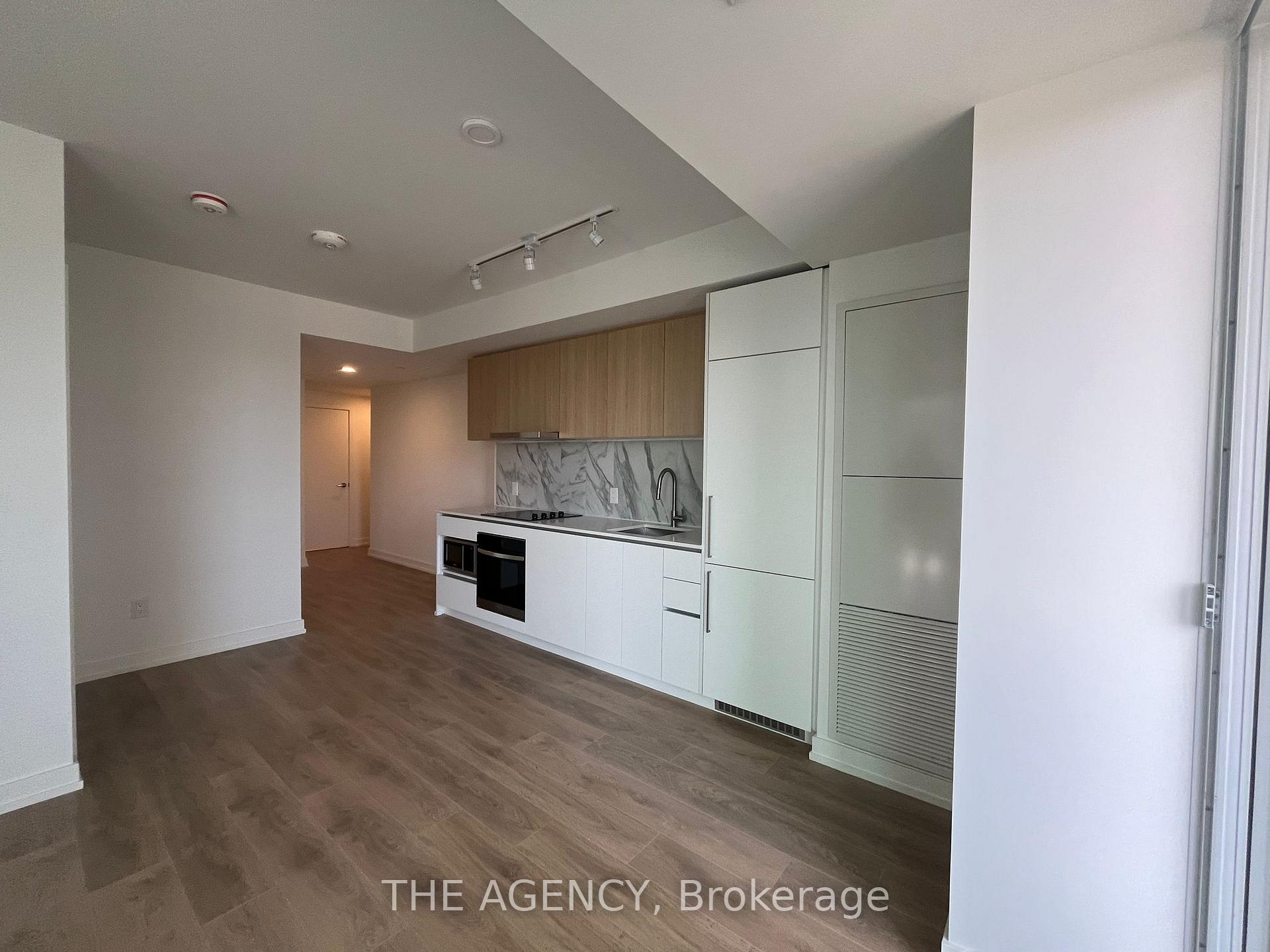 1100 Sheppard Avenue W 215, Toronto W05, ON M3J 0H1