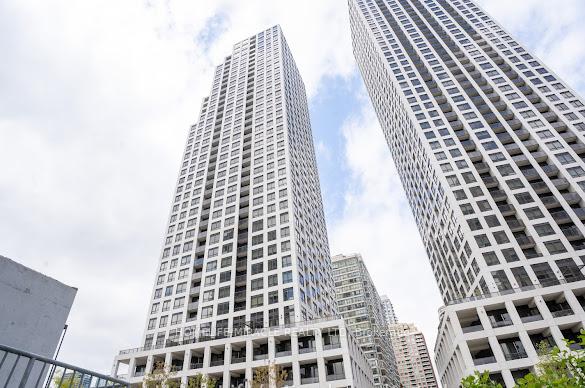 36 Elm Drive 1003, Mississauga, ON L5B 0N3