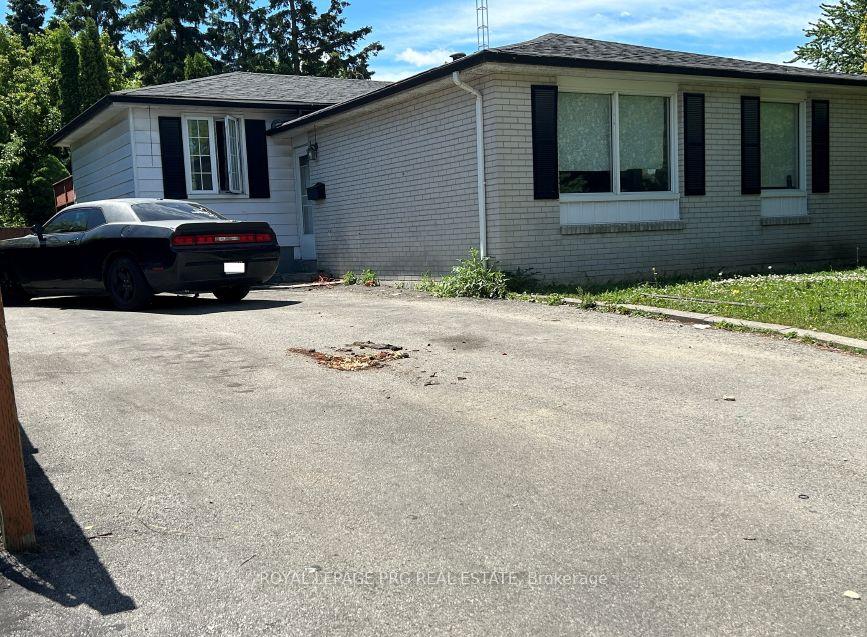 4 Duke Road, Brampton, ON L6T 3K1