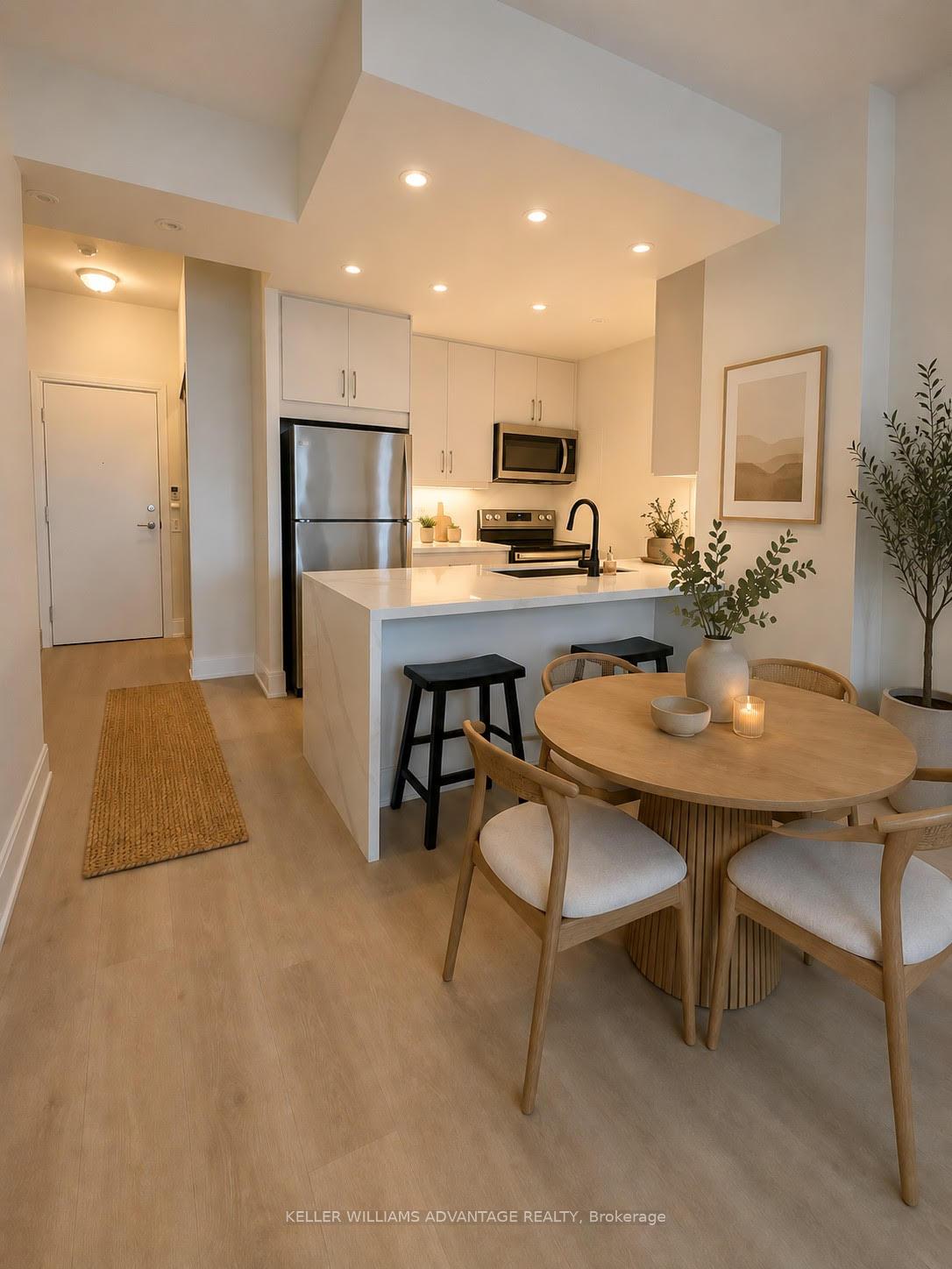 35 Viking Lane 2636, Toronto W08, ON M9B 0A2
