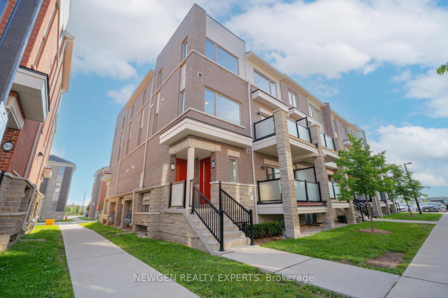 240 Lagerfeld Drive 13, Brampton, ON L7A 5G9